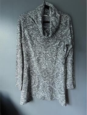 Soft Surroundings Paisley Print Long Sleeve Tunic Sweater